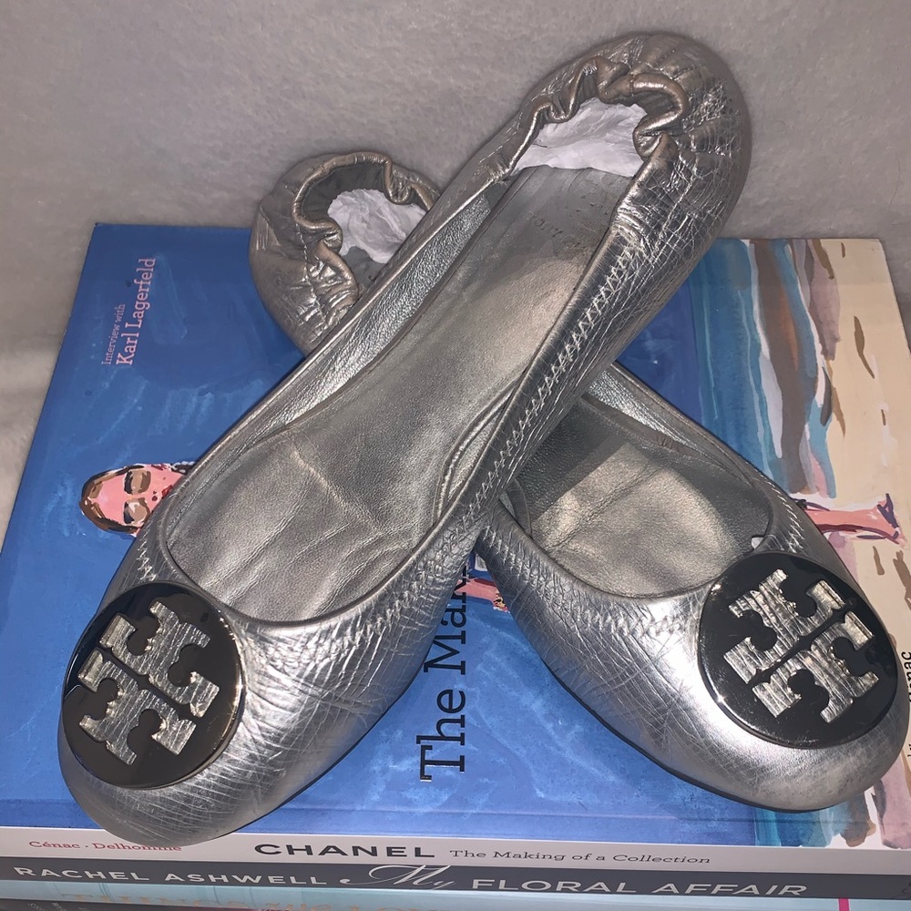 Tory Burch Reva Silver Leather Flats
